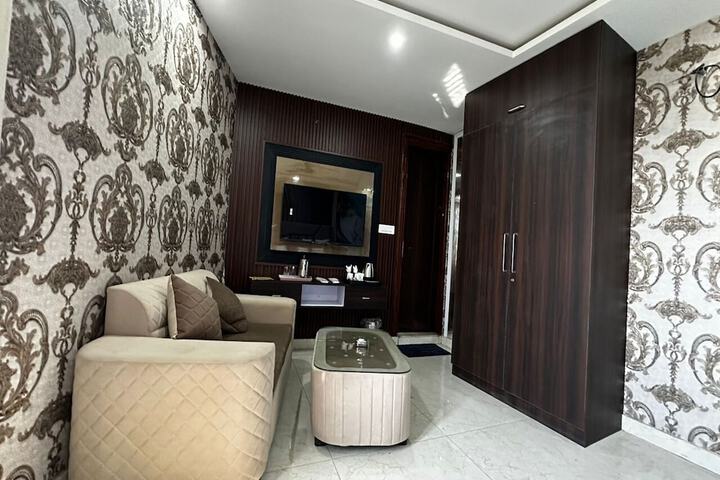 Room 19 of 52