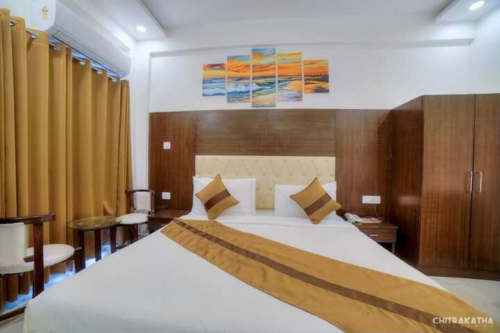 Room 10 of 56