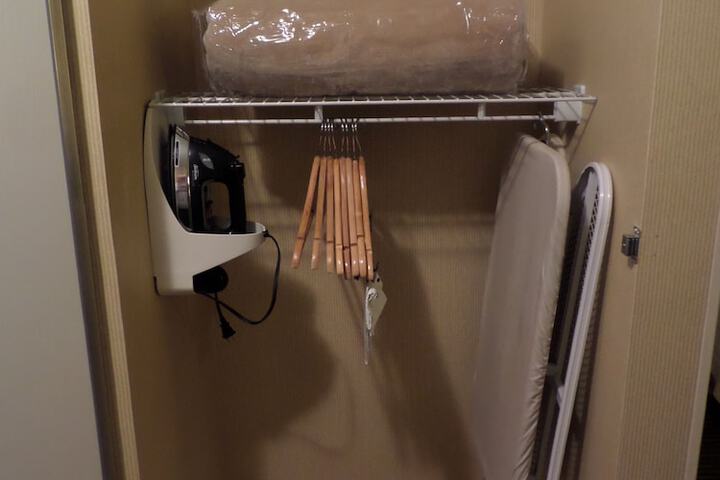 Room amenity