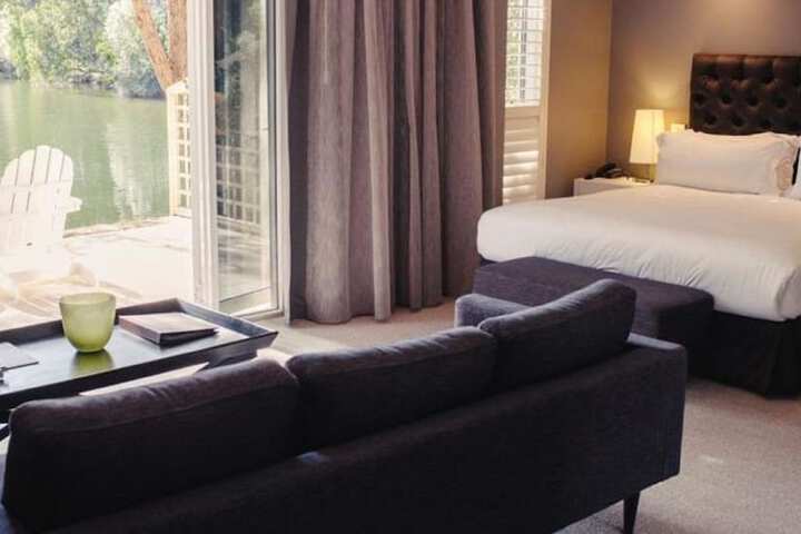 Room 3 of 60