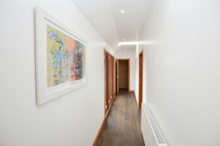 Ballroom/Hall 26 of 37