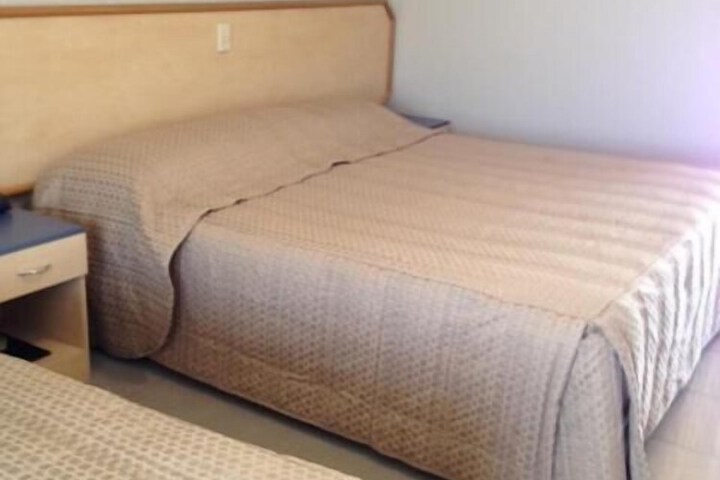 Room 7 of 20