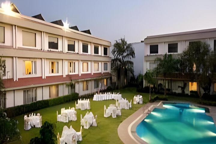 Hotel Express Residency - Jamnagar