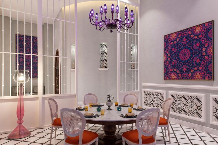Dining 216 of 263