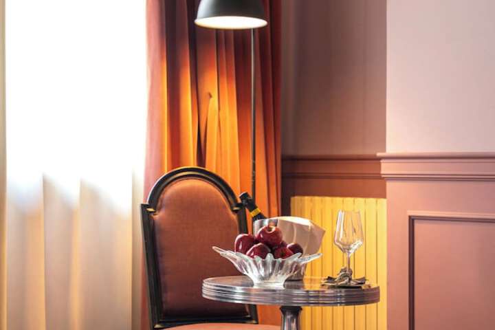 Room amenity