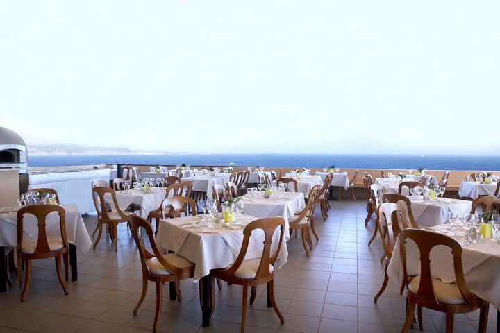 Dining 111 of 180
