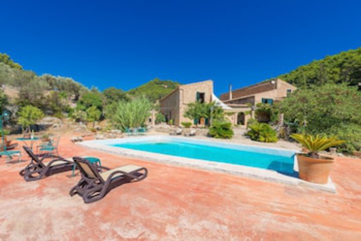 Pool 3 of 7