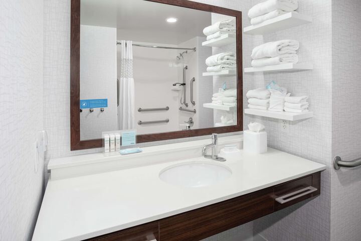 Bathroom shower