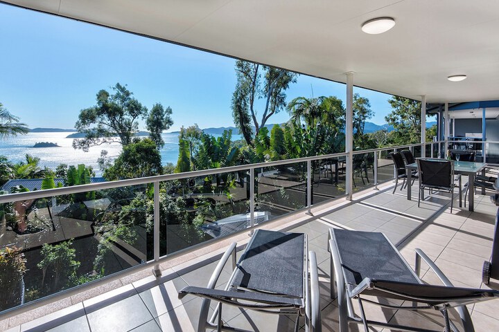 Terrace/Patio 230 of 342