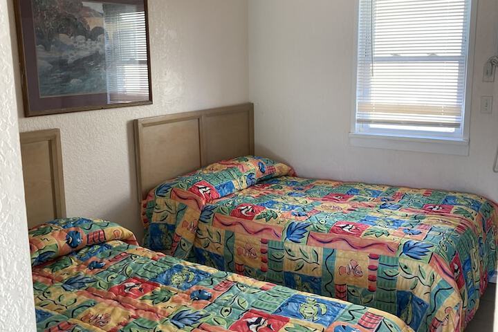 Room 4 of 53