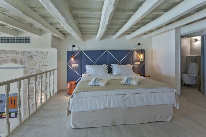 Room 12 of 67