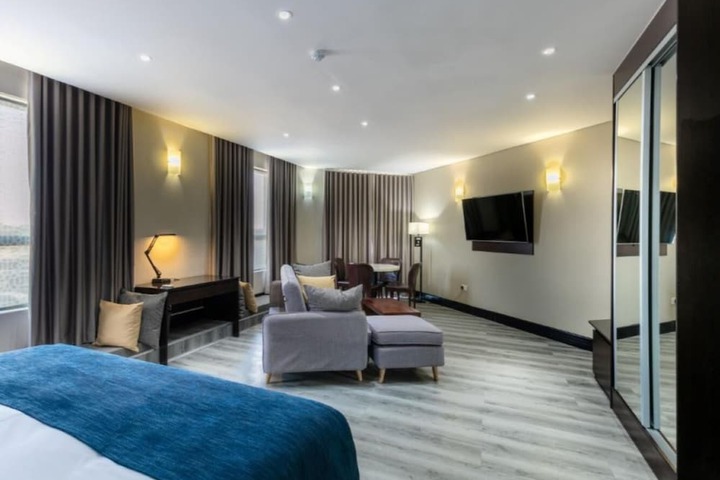 Room 30 of 67