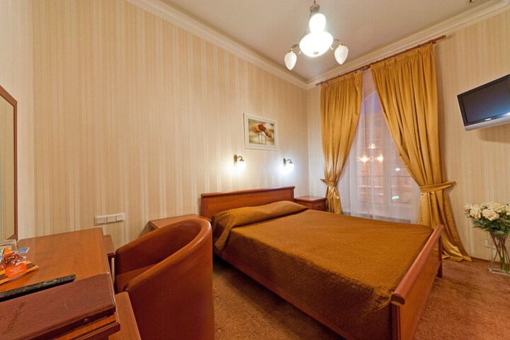Room 27 of 94