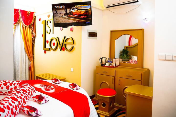 Room 97 of 230