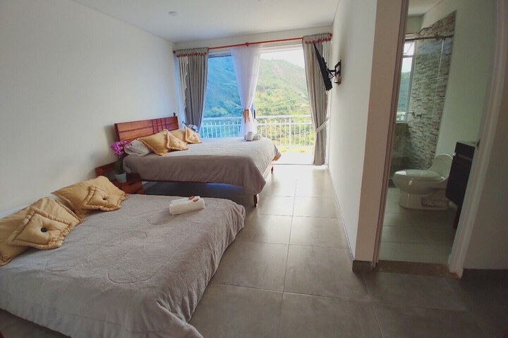 Room 5 of 28