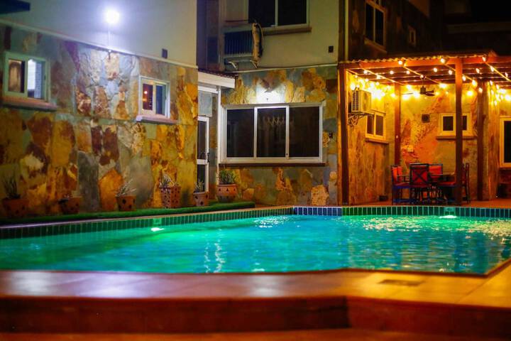 Pool 103 of 159