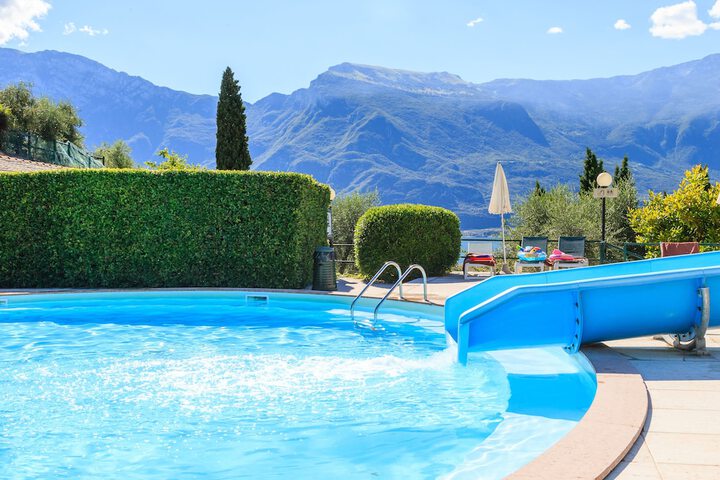Pool 46 of 127