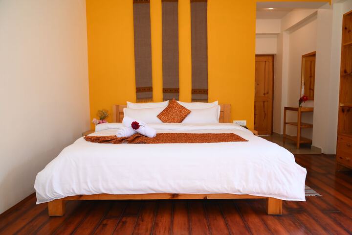 Room 30 of 61