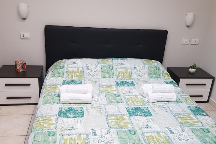 Room 16 of 44