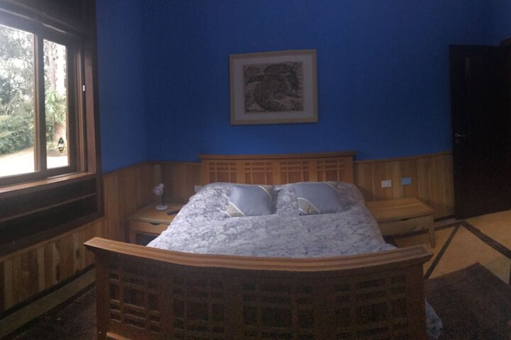 Room 20 of 146