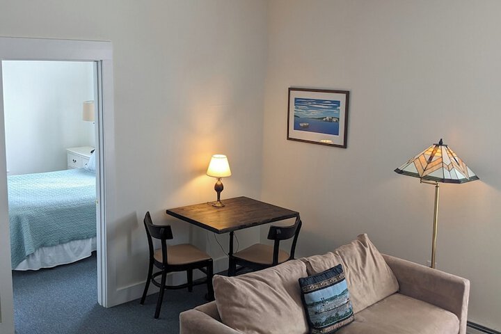 Room 20 of 46