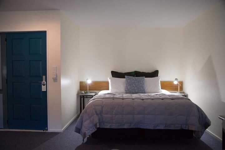 Room 5 of 34