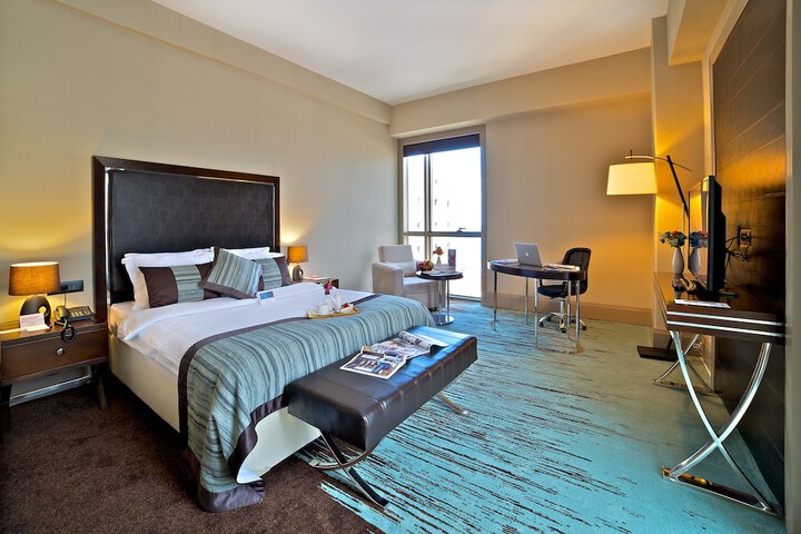 Room 13 of 50