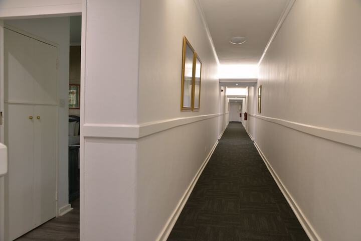 Ballroom/Hall 80 of 93