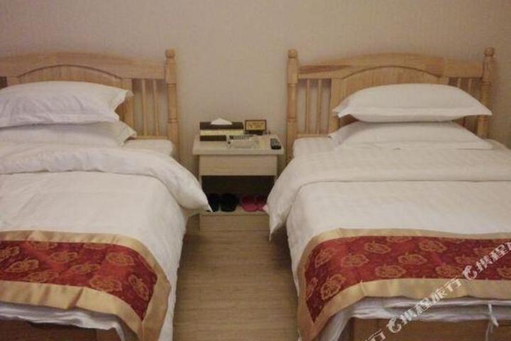 Yushi Hotel