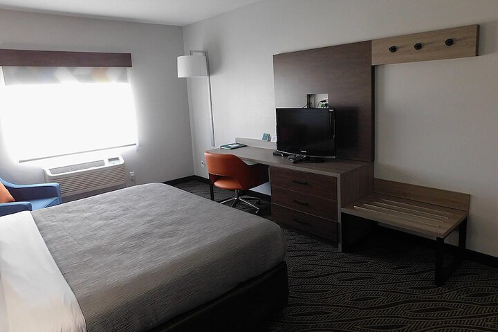 Room 22 of 50