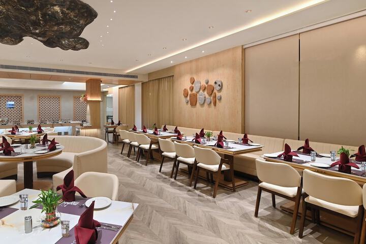 Dining 50 of 72