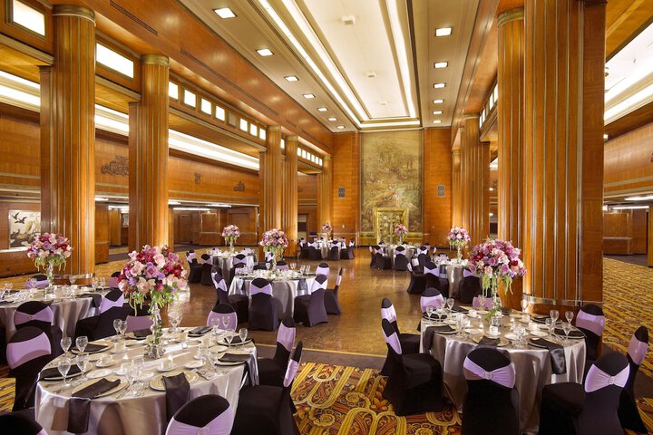 Banquet hall