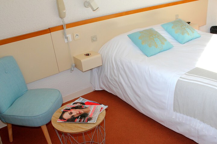 Room 6 of 41