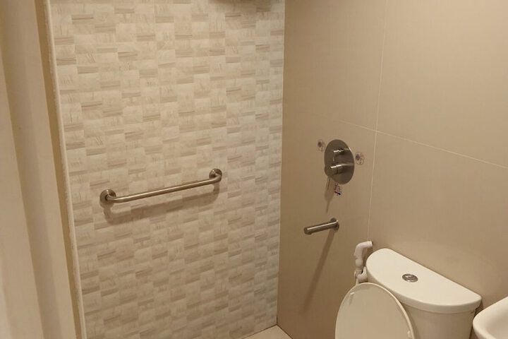 Room 16 of 27