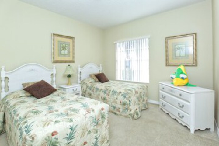 Room 17 of 17