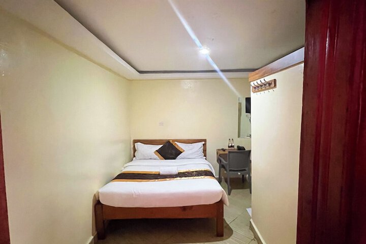 Room 3 of 19