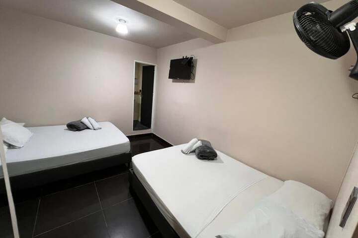 Room 10 of 13