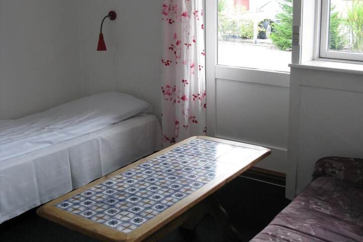 Room 12 of 45