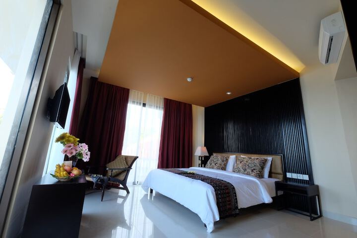 Room 5 of 57