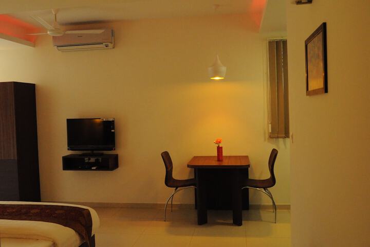 Room 13 of 39