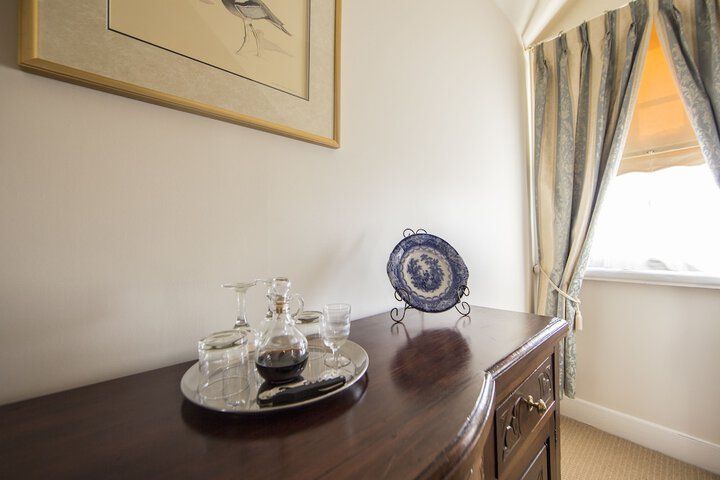 Room 4 of 70
