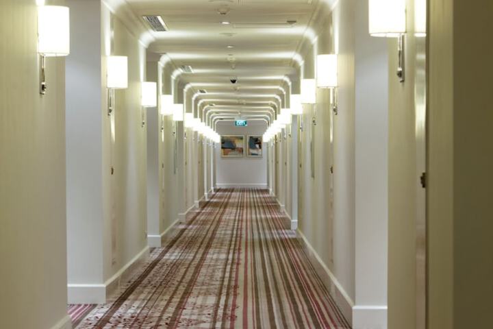 Ballroom/Hall 84 of 99
