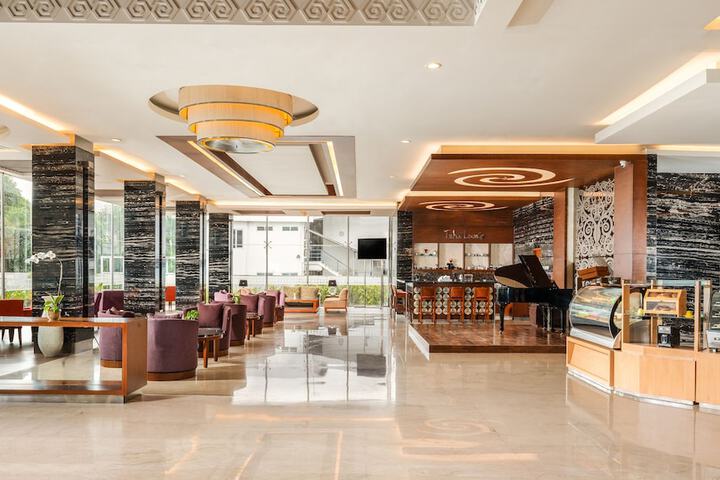Lobby Entry