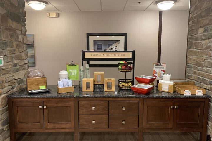 Breakfast area