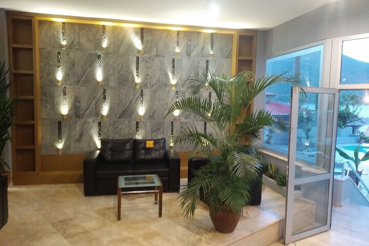 Hotel Interior 7 of 51