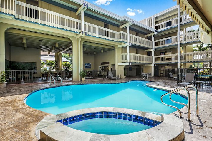 Pool 53 of 123