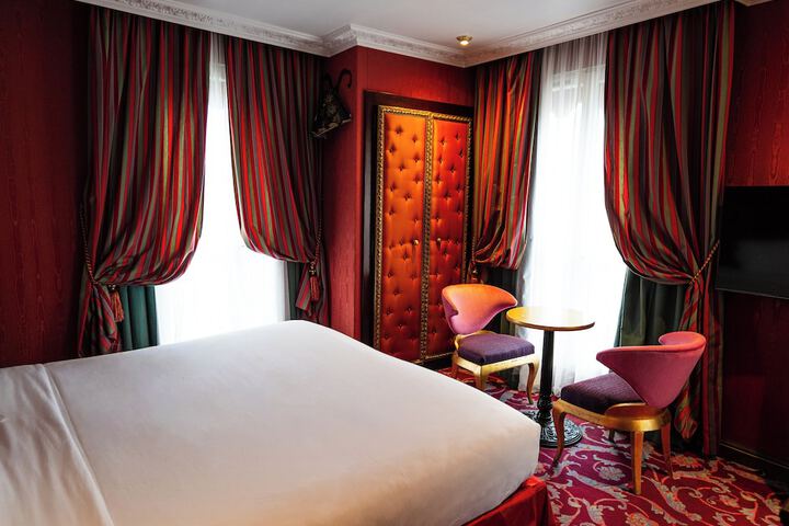 Room 18 of 53