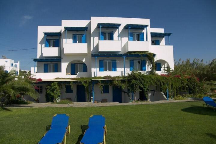 Hotel Pool