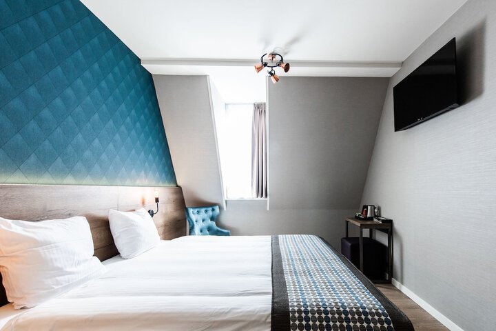 Room 5 of 58