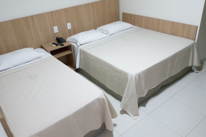 Room 14 of 42